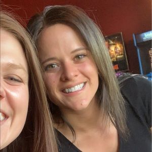 Meet your Posher, Shea